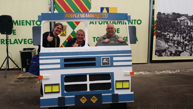 Perry y sus amigos, pegasistas holandeses, los primeros en abordar nuestra cabina Pegaso.